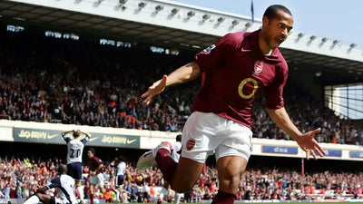 Vi facciamo scoprire i 5 momenti in cui Thierry Henry ha scioccato il mondo con l'Arsenal 