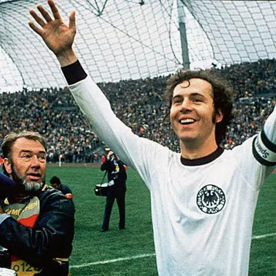 Condividiamo con te le 13 magliette da calcio più vendute della storia 