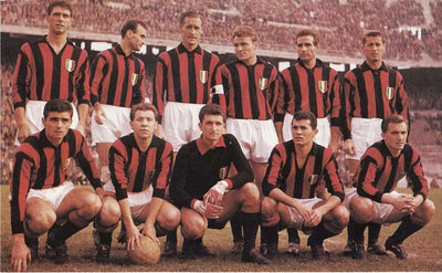 Vi presentiamo 10 maglie da calcio degli anni '60 e '70 che sono ancora di moda 