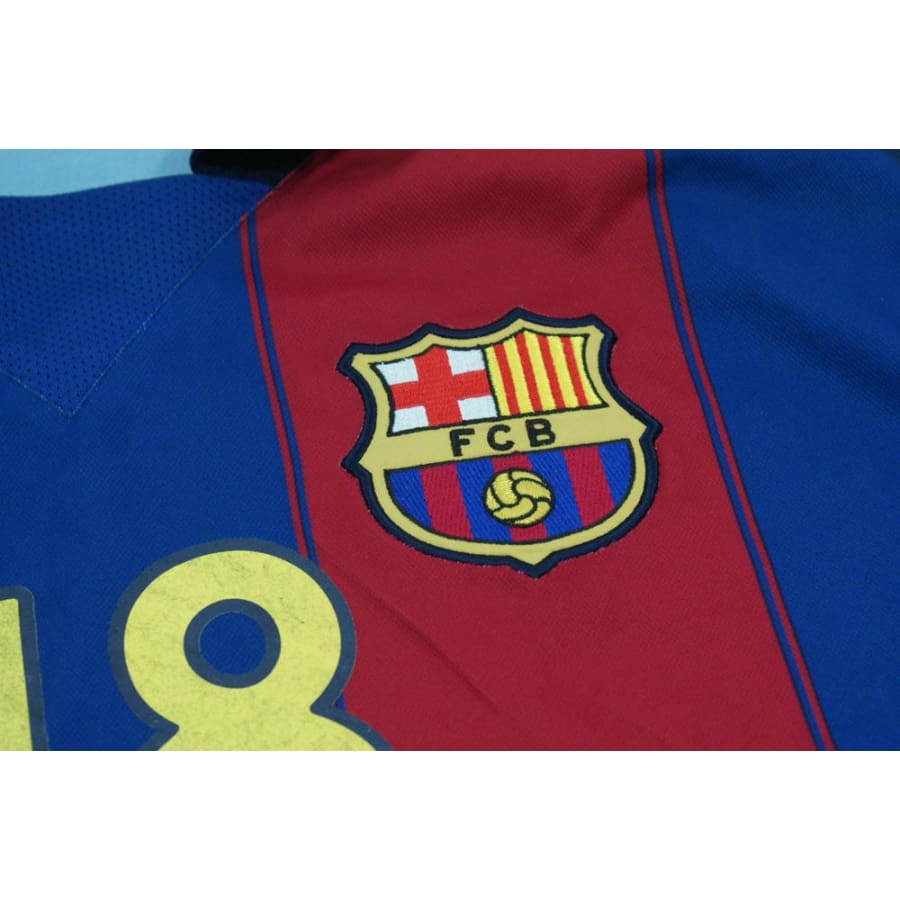 Maillot de football vintage domicile FC Barcelone N°18 2003-2004 - Nike - Barcelone